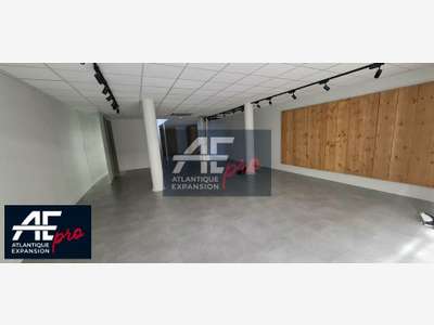 Local commercial 139m² à louer St Nazaire centre