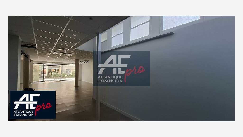 Local commercial 139m² à louer St Nazaire centre