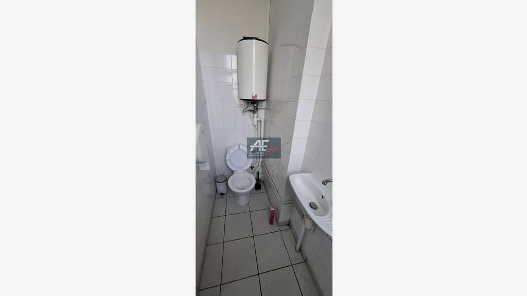 Local commercial 42m² à louer à Saint Nazaire Gare