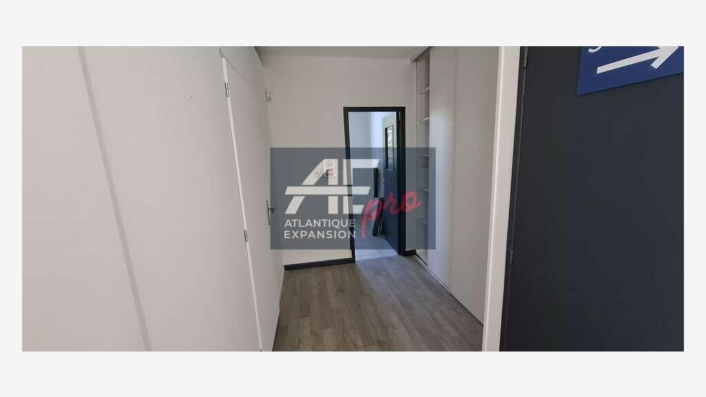Local commercial 42m² à louer à Saint Nazaire Gare