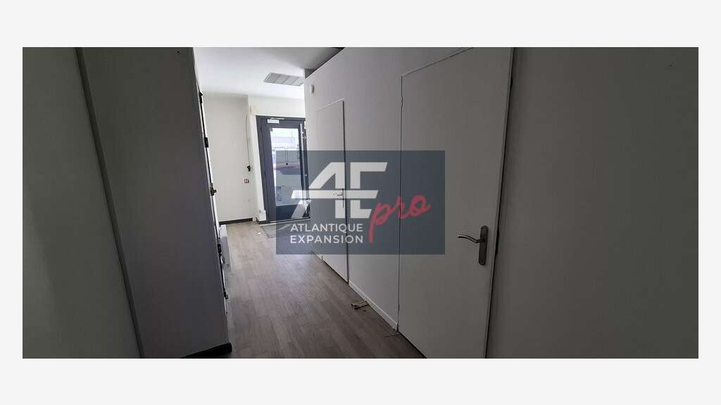 Local commercial 42m² à louer à Saint Nazaire Gare
