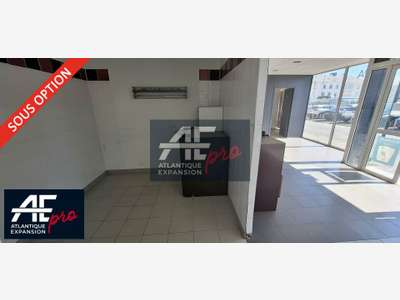 Local commercial 79m² à louer à Saint Nazaire