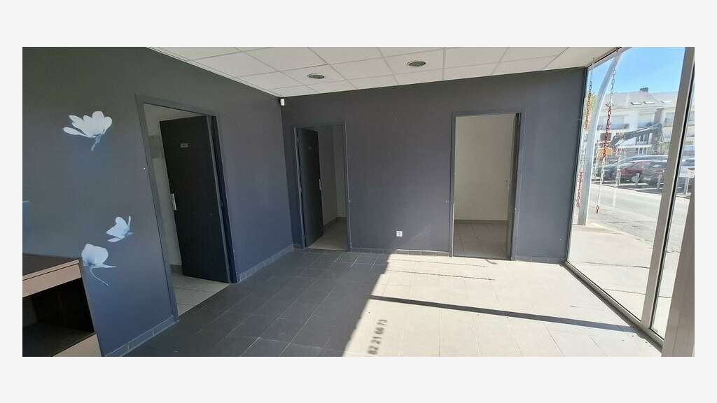 Local commercial 79m² à louer à Saint Nazaire