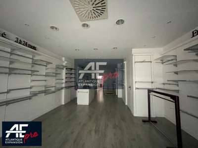Local commercial 93m² à louer à Saint Nazaire
