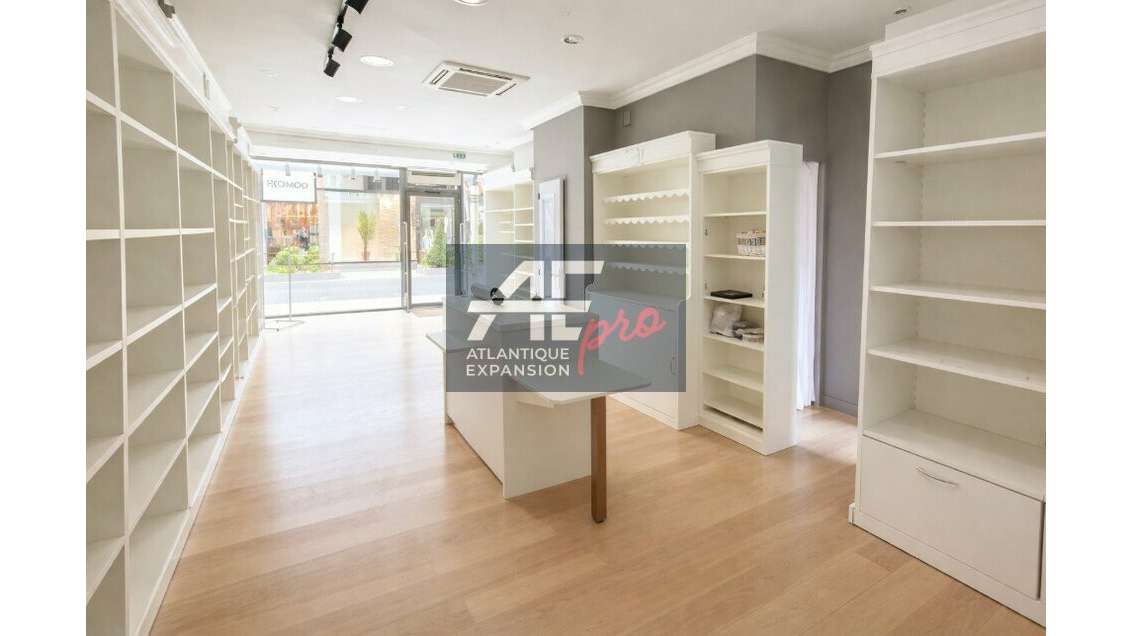 Local commercial 84m² à louer à Saint Nazaire