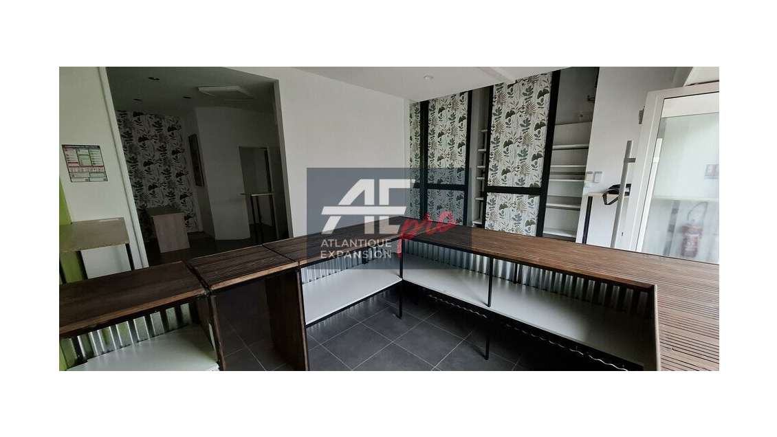 A louer local commercial 52m² centre Saint-Nazaire