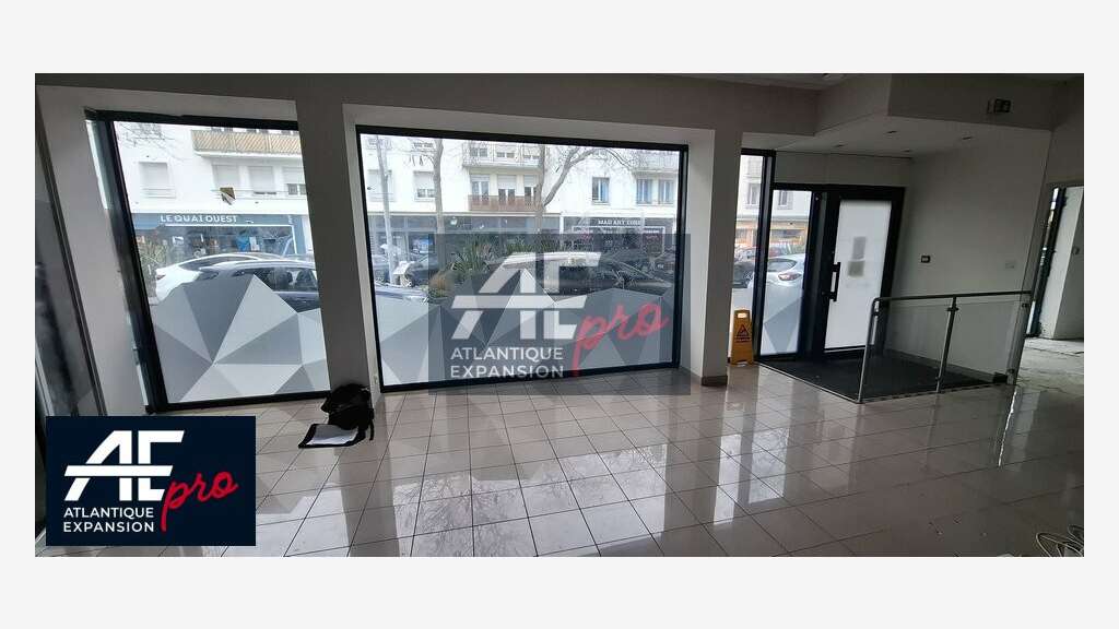 A louer local commercial 188m² PMR Saint-Nazaire