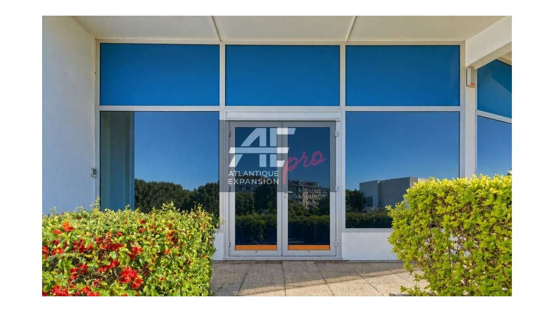 A louer local 77m² empl stratégique Saint-Nazaire
