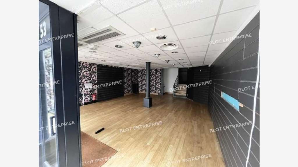 A LOUER - LOCAL COMMERCIAL 101 M² - SAINT-NAZAIRE