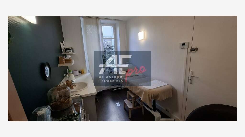 44 - SAINT NAZAIRE - LOCAL COMMERCIAL à louer