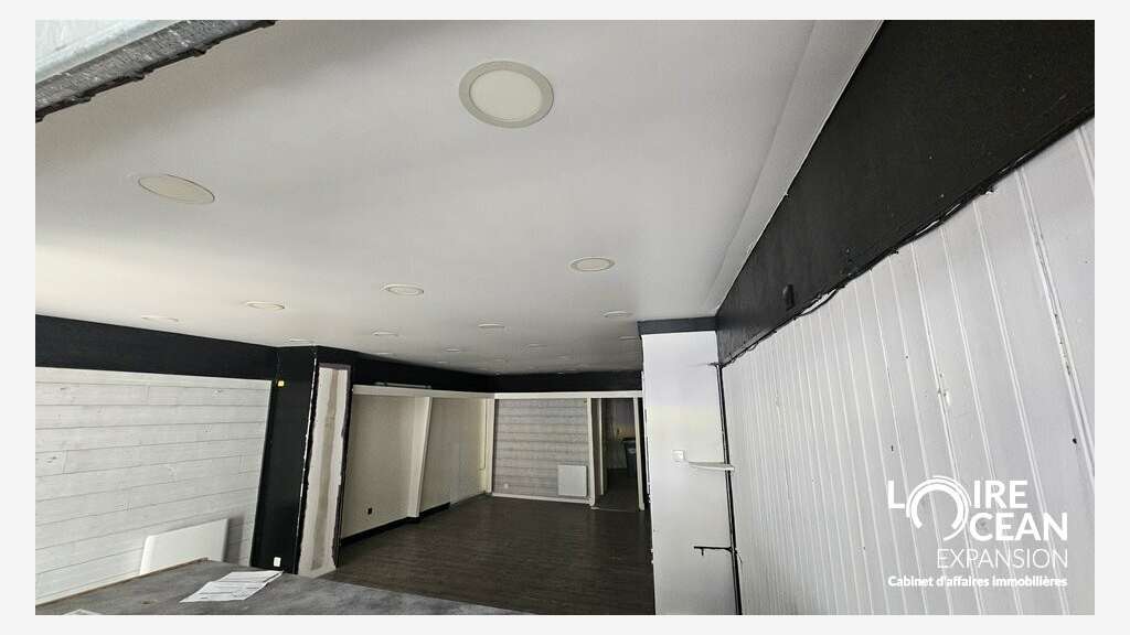 Loue local commercial 65m² à Saint-Brévin centre