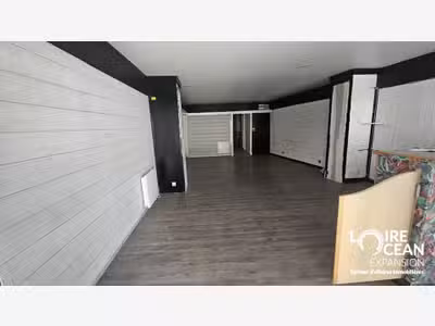 Loue local commercial 65m² à Saint-Brévin centre
