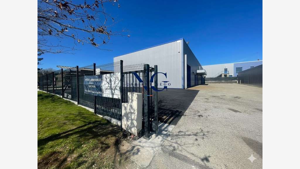 A louer local industriel de 190m² à Saint-Nolff