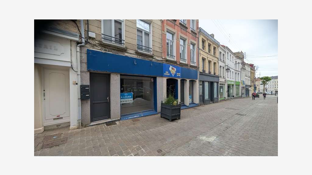 Local/bureau de 100m² à louer à Saint Omer (62)