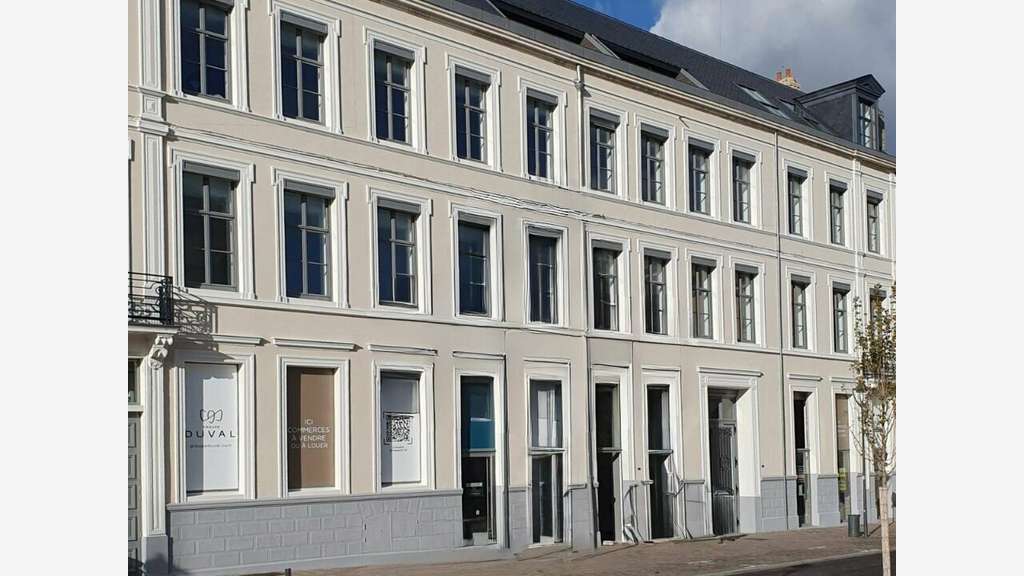 Location local commercial de 294m² Saint-Omer Foch