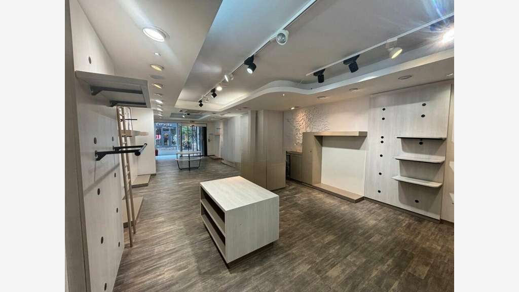 A louer local commercial de 120m² à Saint Omer