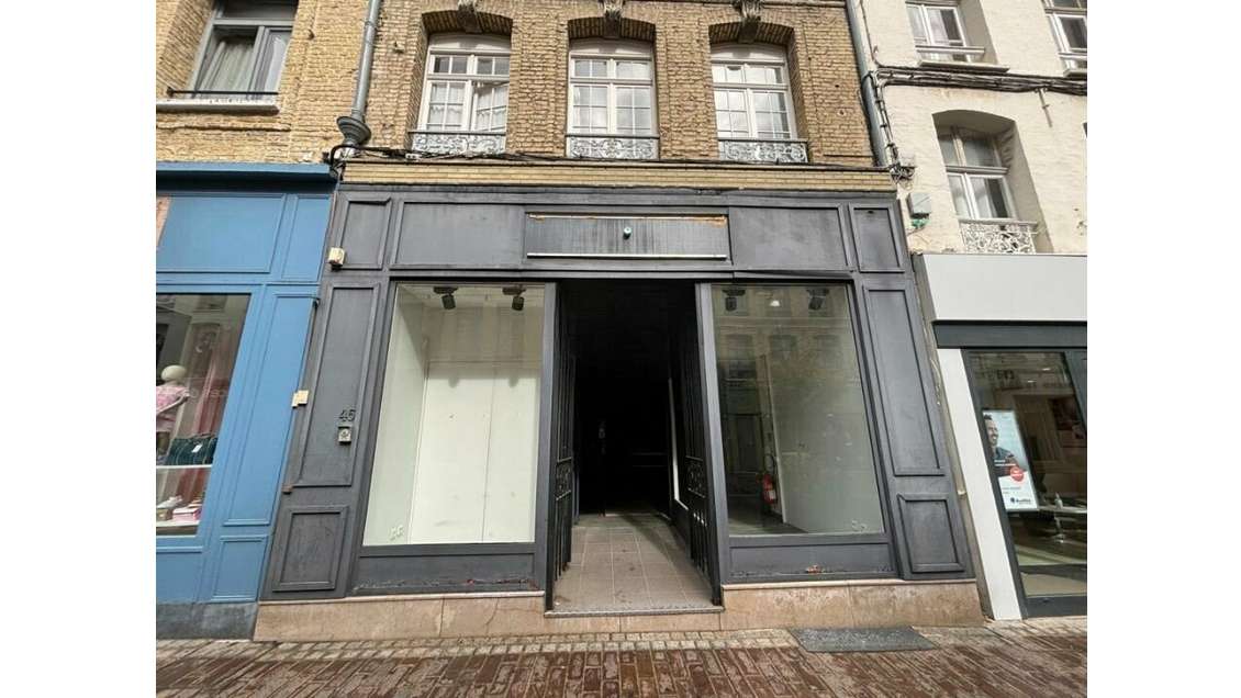 A louer local commercial de 120m² à Saint Omer