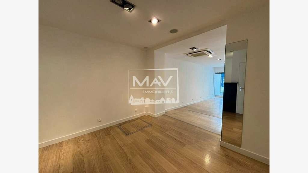 A louer local commercial 90m² coeur de Saint-Omer