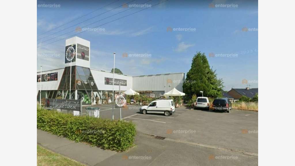 Local commercial à louer de 399m² à Saint-Omer