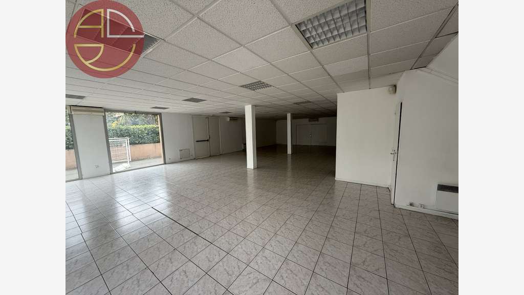A louer local 250m² à Saint-Orens-de-Gameville