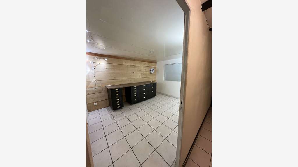 Local commercial 89m² à louer à St-Pierre-d'Oléron