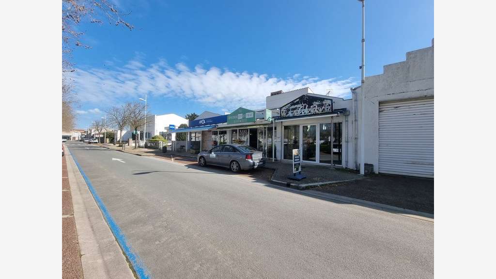 Local commercial 89m² à louer à St-Pierre-d'Oléron