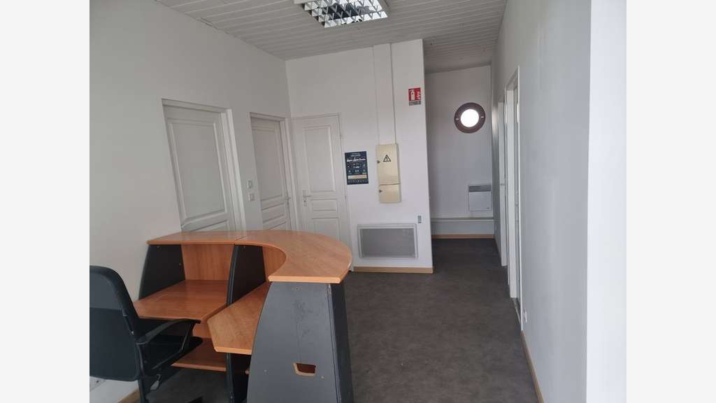 A louer local d'activité 126m² St-Pierre d'Oléron
