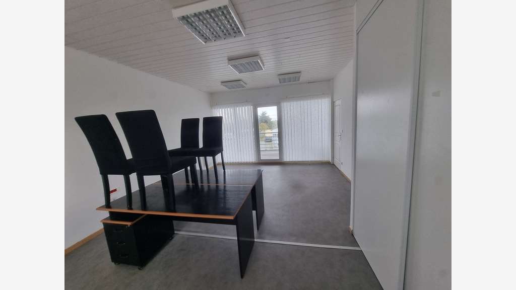 A louer local d'activité 126m² St-Pierre d'Oléron