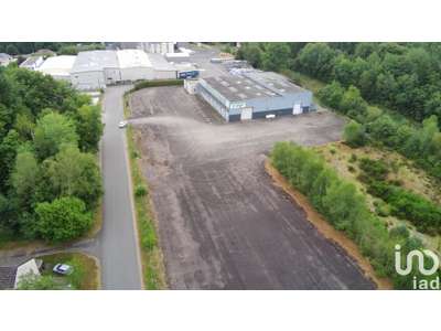 Location Locaux commerciaux - Boutiques à Saint-Priest-de-Gimel