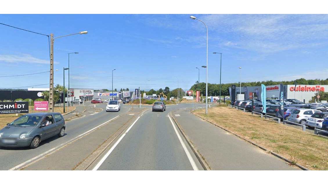 A louer local cial 300m² St Quay Perros Keringant