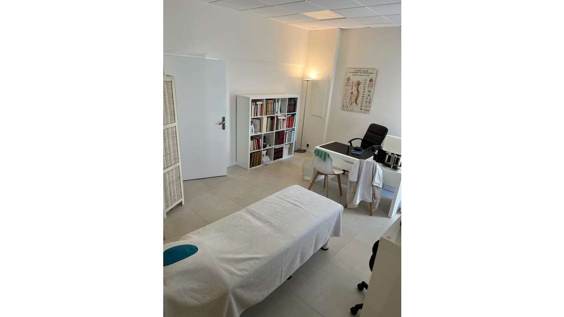 A louer local pro 72m² à Saint Raphael centre