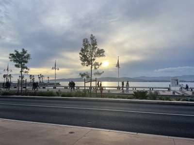 Location Locaux commerciaux - Boutiques à Saint-Raphaël