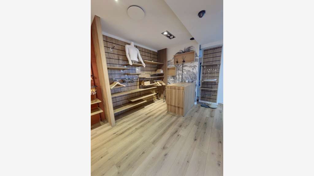 A louer boutique centre ville de Saint Raphaël