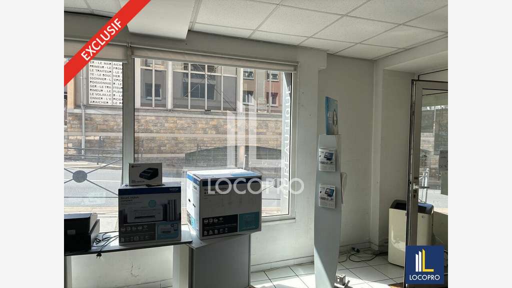 Loue local commercial 120m² en RDC à Saint Raphaël