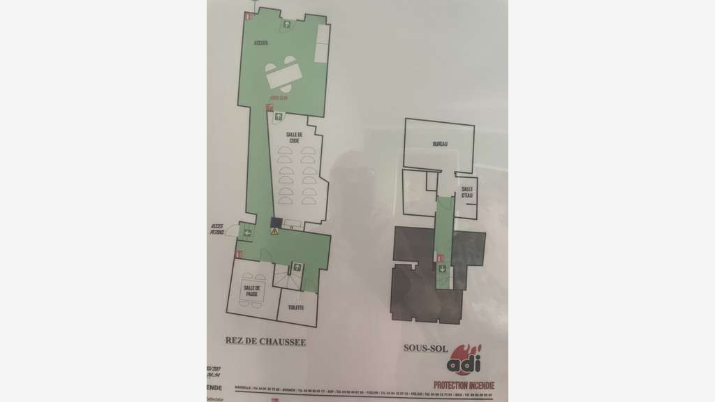 Local commercial 88m² à louer centre Saint Raphaël