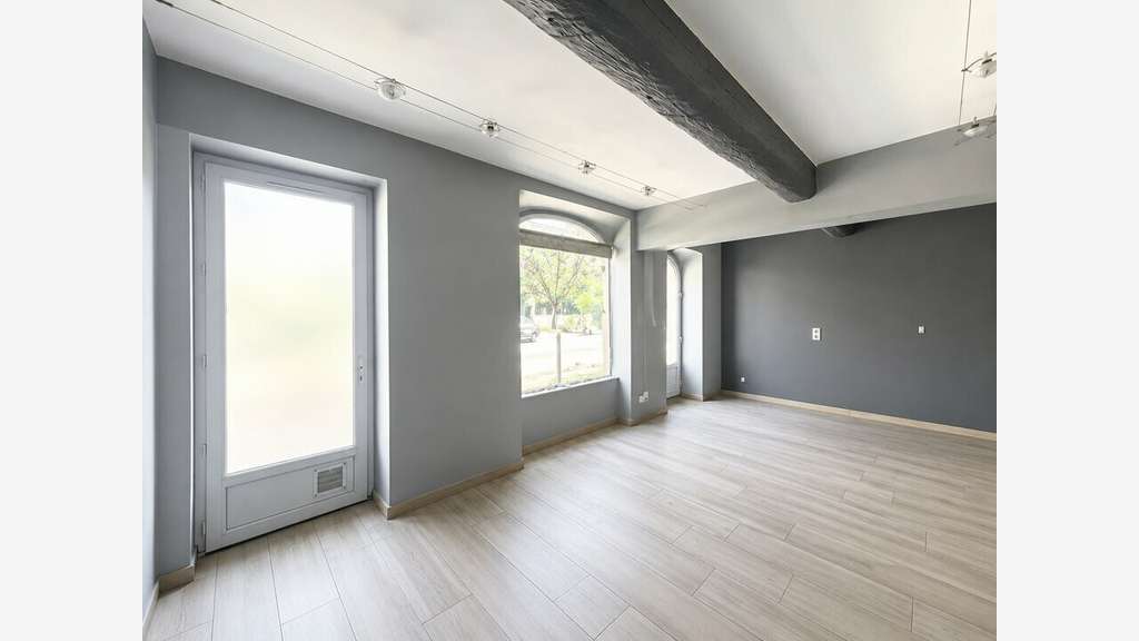 A louer local lumineux 42m² à St-Rémy-de-Provence