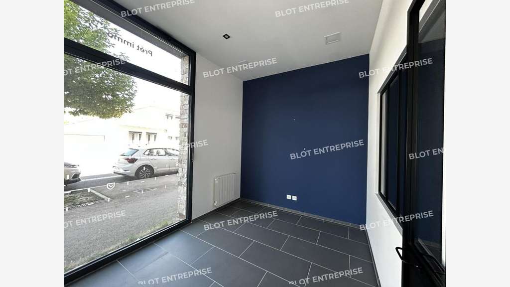 A louer local 99m² à Saint Sébastien sur Loire