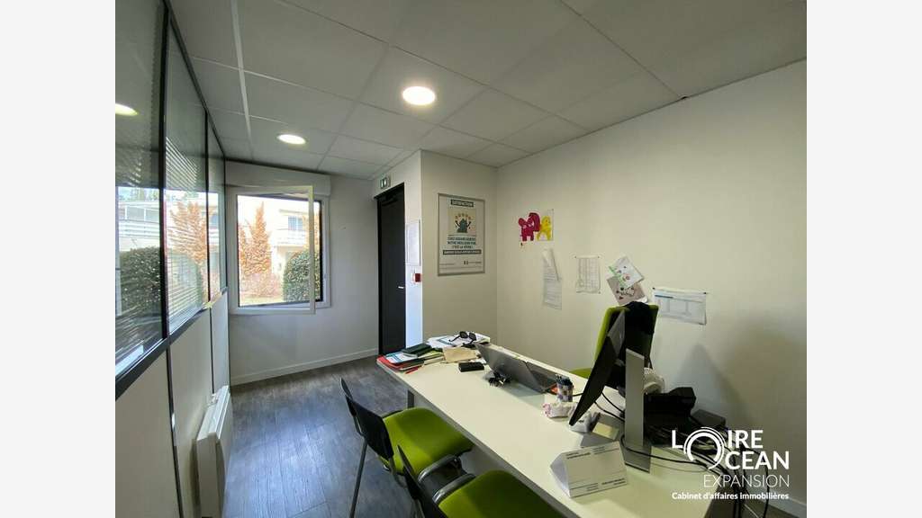 Loue local bureaux de 101m² St Sébastien sur Loire