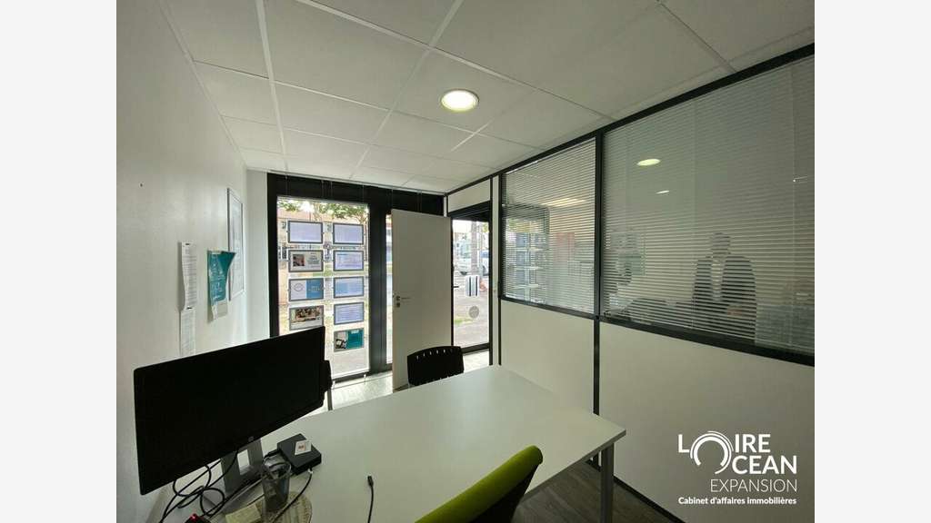 Loue local bureaux de 101m² St Sébastien sur Loire