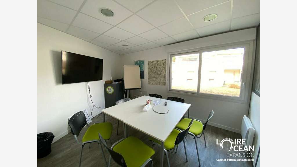 Loue local bureaux de 101m² St Sébastien sur Loire