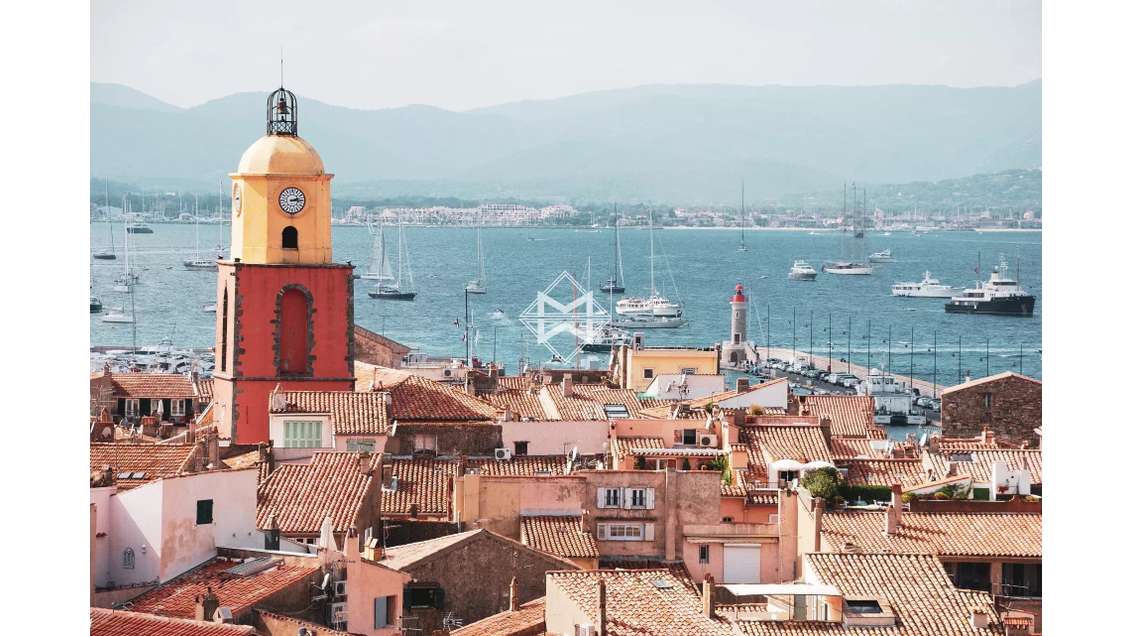 A louer local commercial 60m² à Saint-Tropez