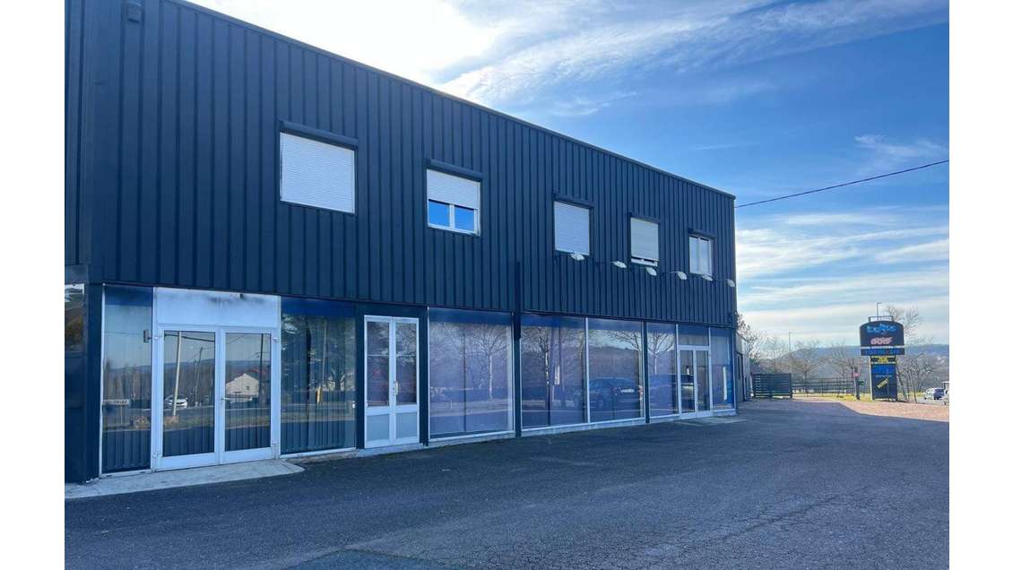 Location local commercial 75m² à Saint-Vallier