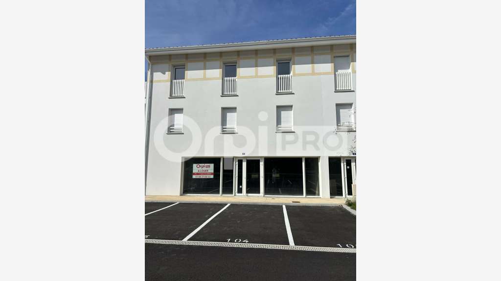 Loue local commercial 108m² St Vincent de Tyrosse