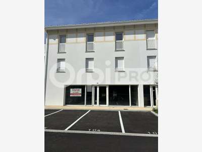 Loue local commercial 108m² St Vincent de Tyrosse