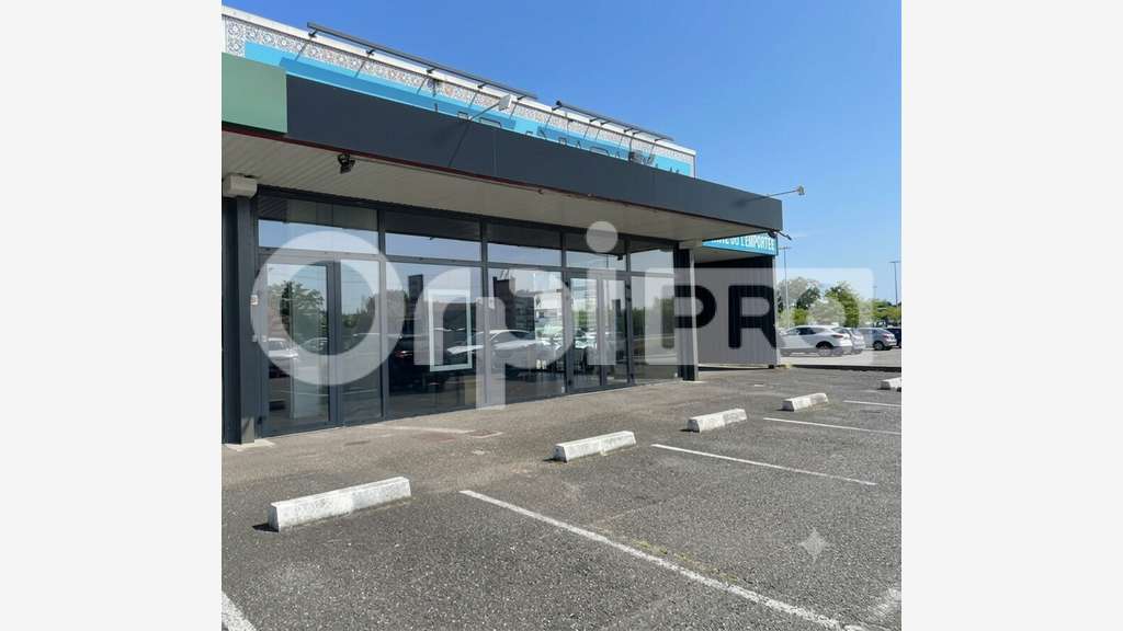 SAINT VINCENT DE TYROSSE - LOCAL COMMERCIAL à