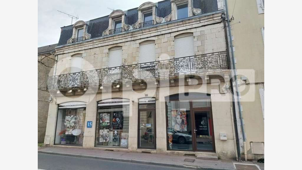 Local commercial à louer à Saint-Yrieix-la-Perche