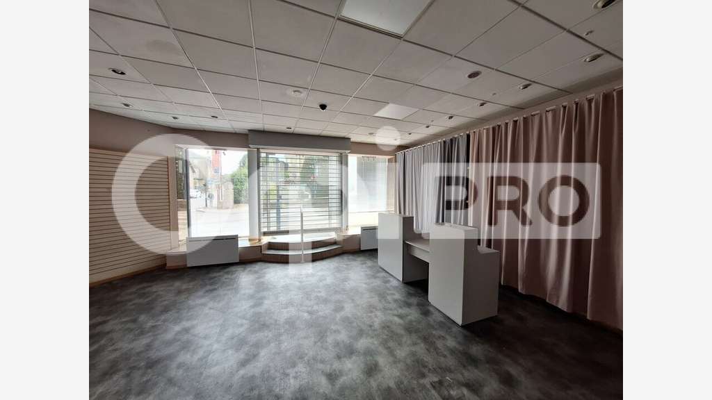 Local 42m² à louer à Saint-Yrieix-la-Perche