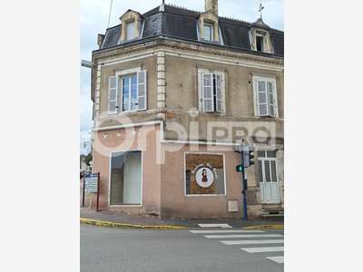 Local 42m² à louer à Saint-Yrieix-la-Perche