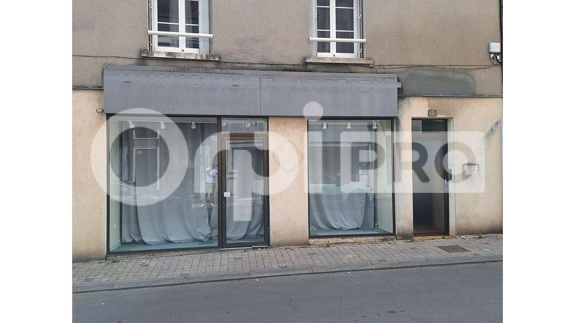 Local commercial 61m² à louer St Yrieix-la-Perche
