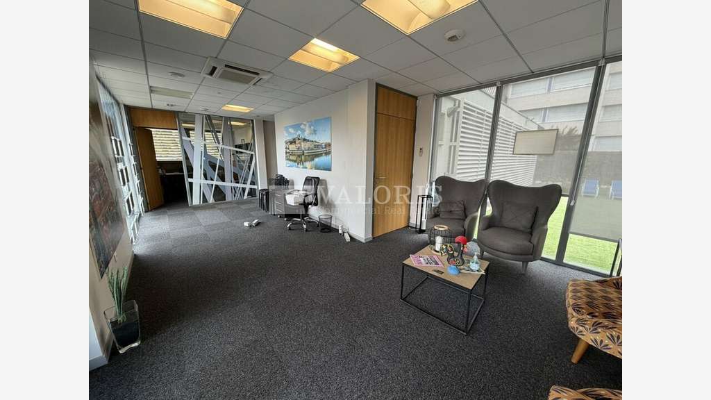 Local commercial 139m² à louer à Ste-Foy-lès-Lyon